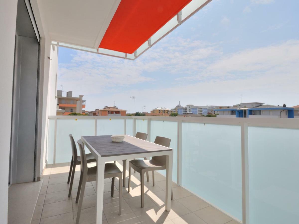 Condominio Il Faro Bibione Exterior foto